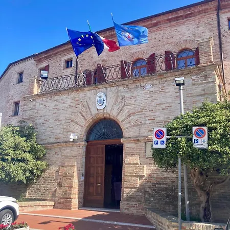 Monolocali Da Vinci Gasthof Falconara Marittima