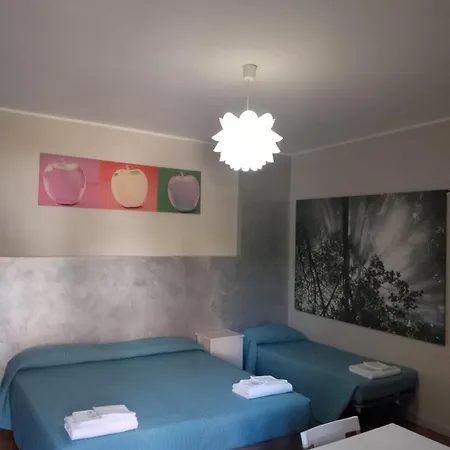 Guest house Monolocali Da Vinci 3*