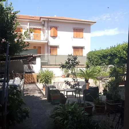 Monolocali Da Vinci Guest house 3*