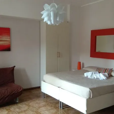 Monolocali Da Vinci 3* Falconara Marittima