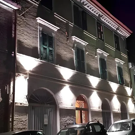 Monolocali Da Vinci * Falconara Marittima